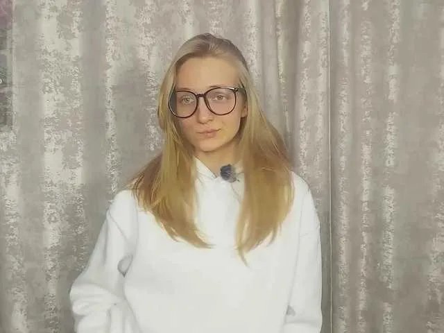 Alex-7595 from BongaCams