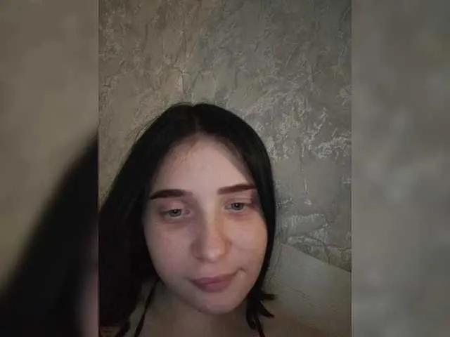 Admire Aliska22, she wants to masturbate for you Aliska22 from BongaCams