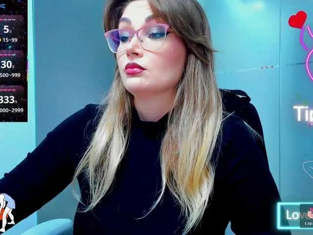 anyarosses from BongaCams