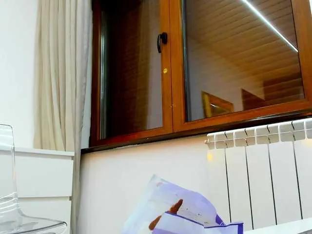 Anyssia from BongaCams