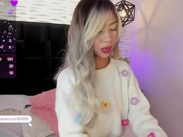 Explore hot escort Arianna-moon Arianna-moon from BongaCams