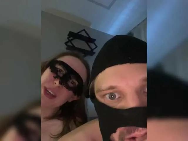 Discover Cherry-lips, they want to masturbate for you Cherry-lips from BongaCams