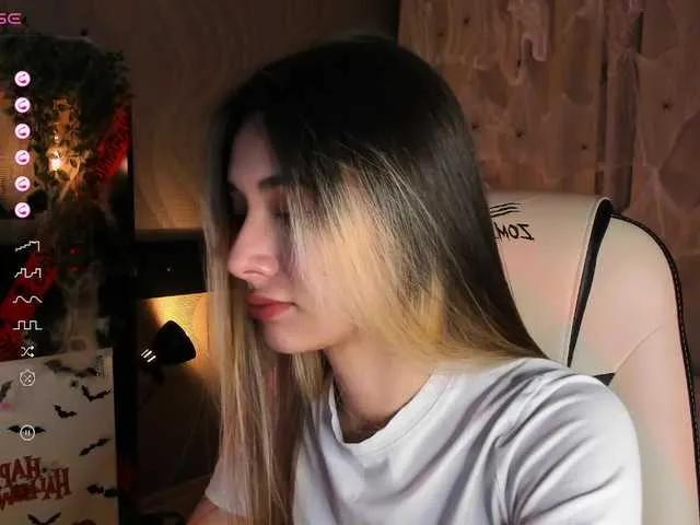 Explore DarlaBelle, she wants to masturbate for you DarlaBelle from BongaCams