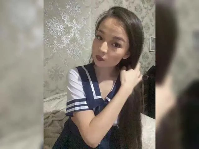 DianneWard from BongaCams