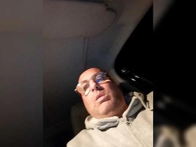 Dreamlove20 from BongaCams