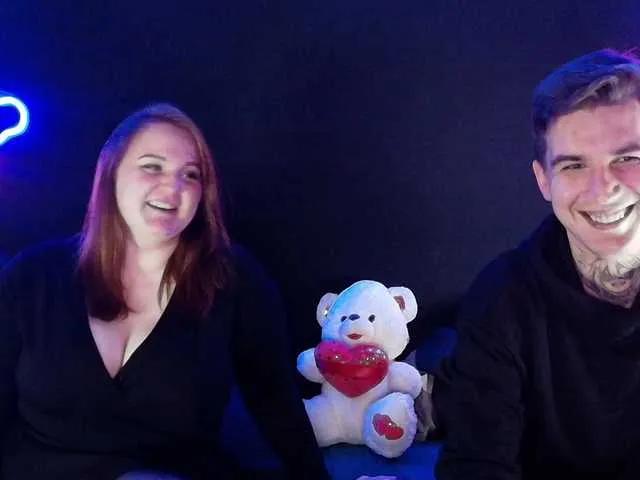 Watch hot performer Giantstuff Giantstuff from BongaCams