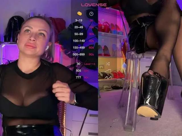 HomePussy1 from BongaCams