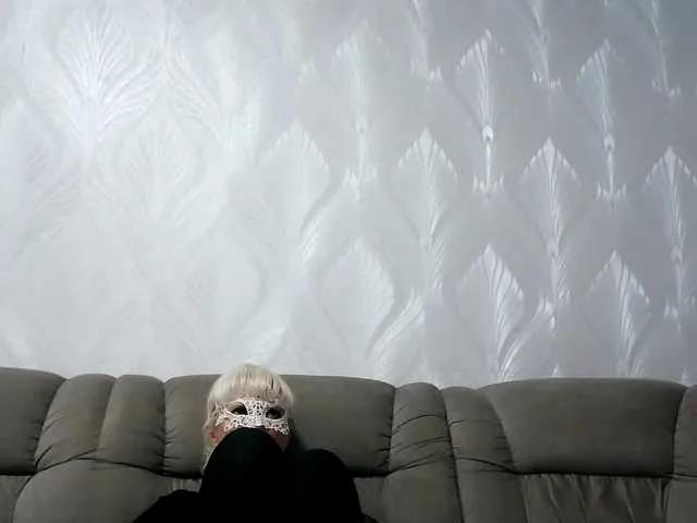 Iinna from BongaCams