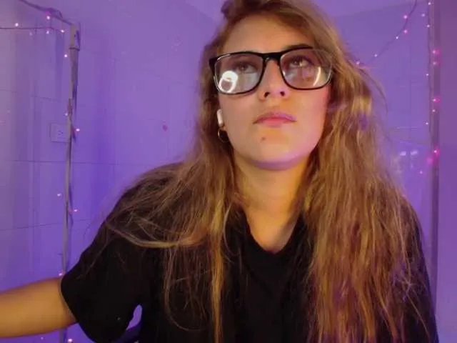 Isabela-Ross from BongaCams