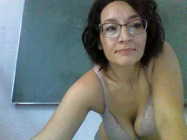 Jenis-1 from BongaCams
