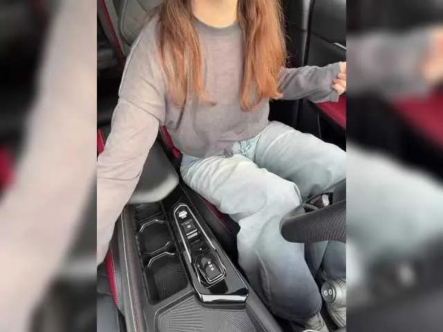 Masturbate to 36 years old KatyKatS from BongaCams KatyKatS from BongaCams