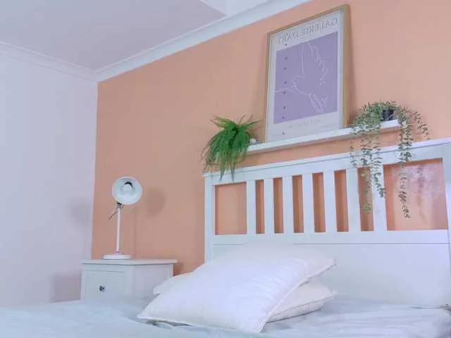 Kendalmiller from BongaCams