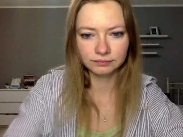 kissMillie from BongaCams