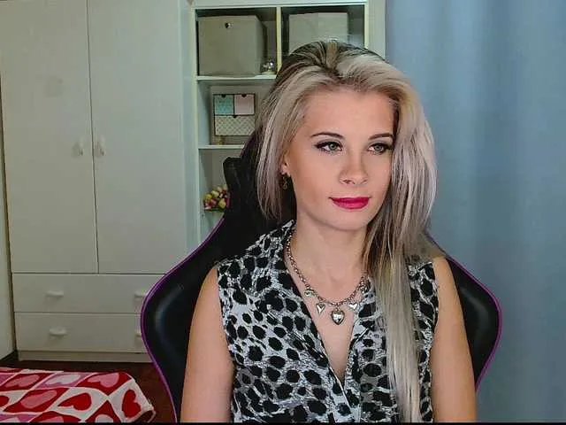 KristineNatural from BongaCams
