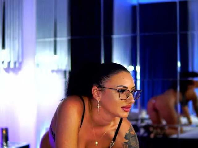 Watch naked performer MistyWooods MistyWooods from BongaCams