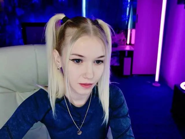 NaomiHita from BongaCams