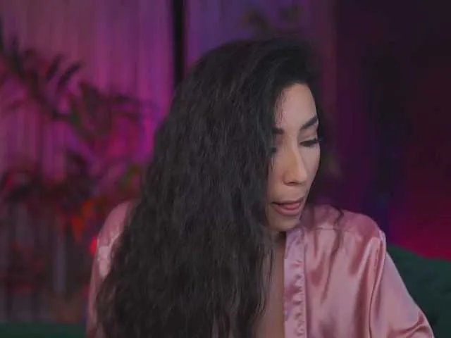 RamiraRowa from BongaCams