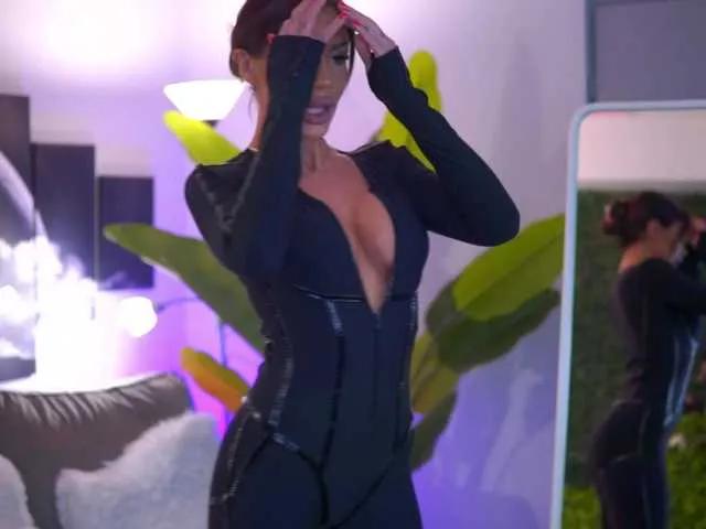 Sweet RaquelleVon from BongaCams RaquelleVon from BongaCams