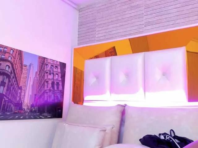 Join ShaniaBrown, she wants to masturbate for you ShaniaBrown from BongaCams