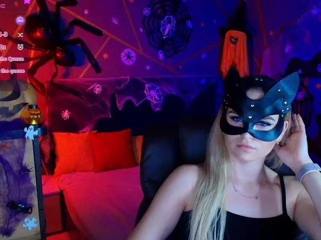 Try slutty performer SofiaShy SofiaShy from BongaCams