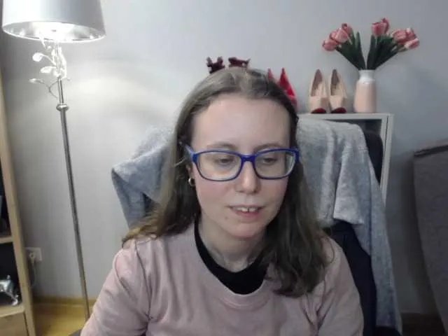 sparkleLizzy from BongaCams