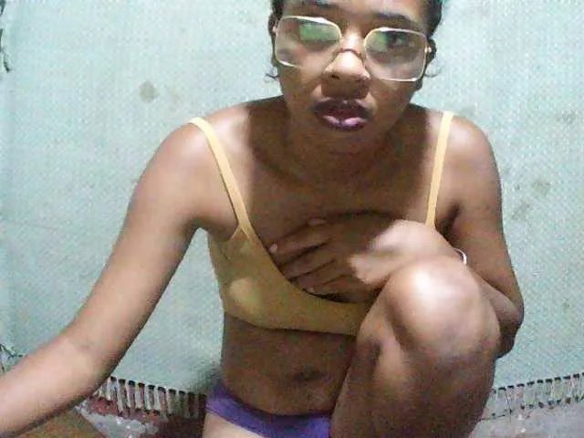 TriciaBella from BongaCams