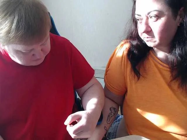 XMollyJaneEX from BongaCams