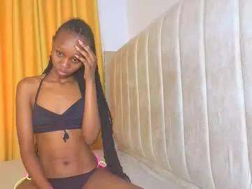_littlevenus from Chaturbate