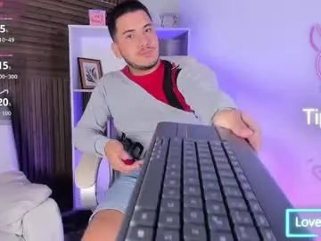 axel_grey_ from Chaturbate