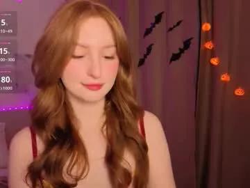 Discover slutty camwhore Betty_twilight betty_twilight from Chaturbate