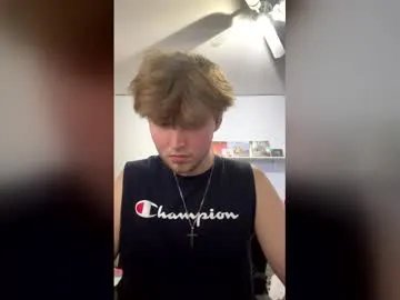 bigskinnyboyshh from Chaturbate