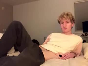 blonde_boi99 from Chaturbate