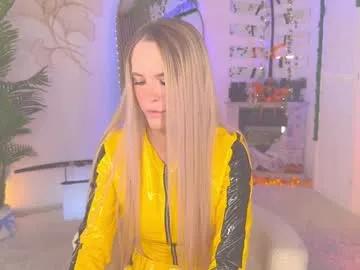 blush_mikki from Chaturbate