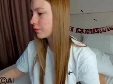 Checkout Chaturbate's Candy_cansew candy_cansew from Chaturbate