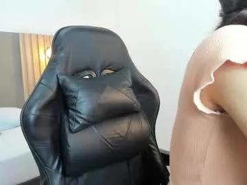 carlina_15 from Chaturbate