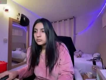 cloe_small08 from Chaturbate