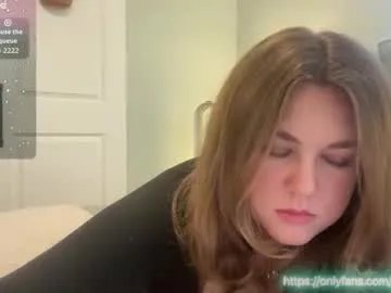 daddyslittlegirl12 from Chaturbate