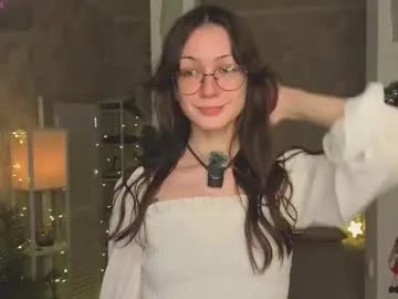 Discover 18 years old defeded_lovee from Chaturbate defeded_lovee from Chaturbate