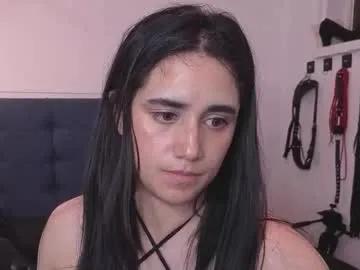 elowen_halley1 from Chaturbate