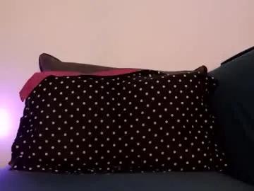 Admire Emmakros, she wants to masturbate for you emmakros from Chaturbate