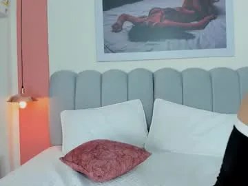 emmyboyd from Chaturbate