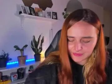 evy_orange1 from Chaturbate