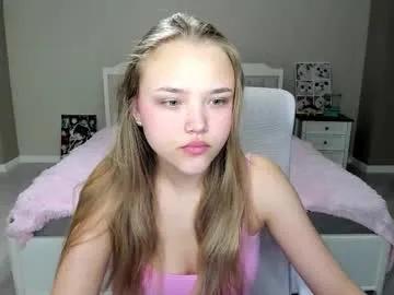 Cute Flooora_0 wants you to fuck her body now flooora_0 from Chaturbate