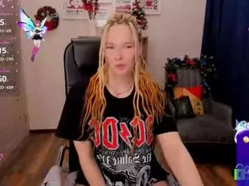 ghostly_temptation from Chaturbate