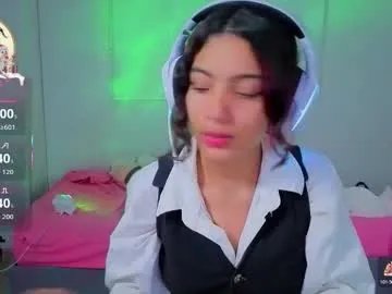 helia_n_amy from Chaturbate