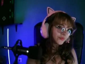 hornymoon7w7 from Chaturbate