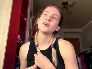 huongbaldinger from Chaturbate