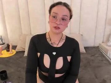 im_tarablack from Chaturbate