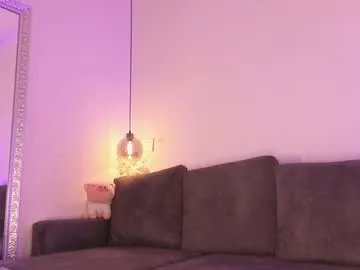 isabela_franco_ from Chaturbate