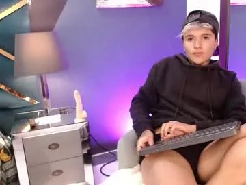 jaxwolf_ from Chaturbate